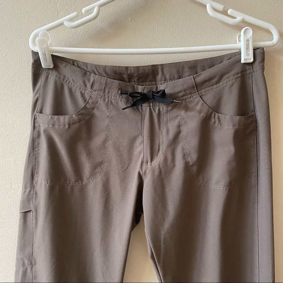 ❤️SOLD❤️ PATAGONIA ATHLETIC HIKING CAPRIS BROWN SZ 6 - Picture 2 of 7